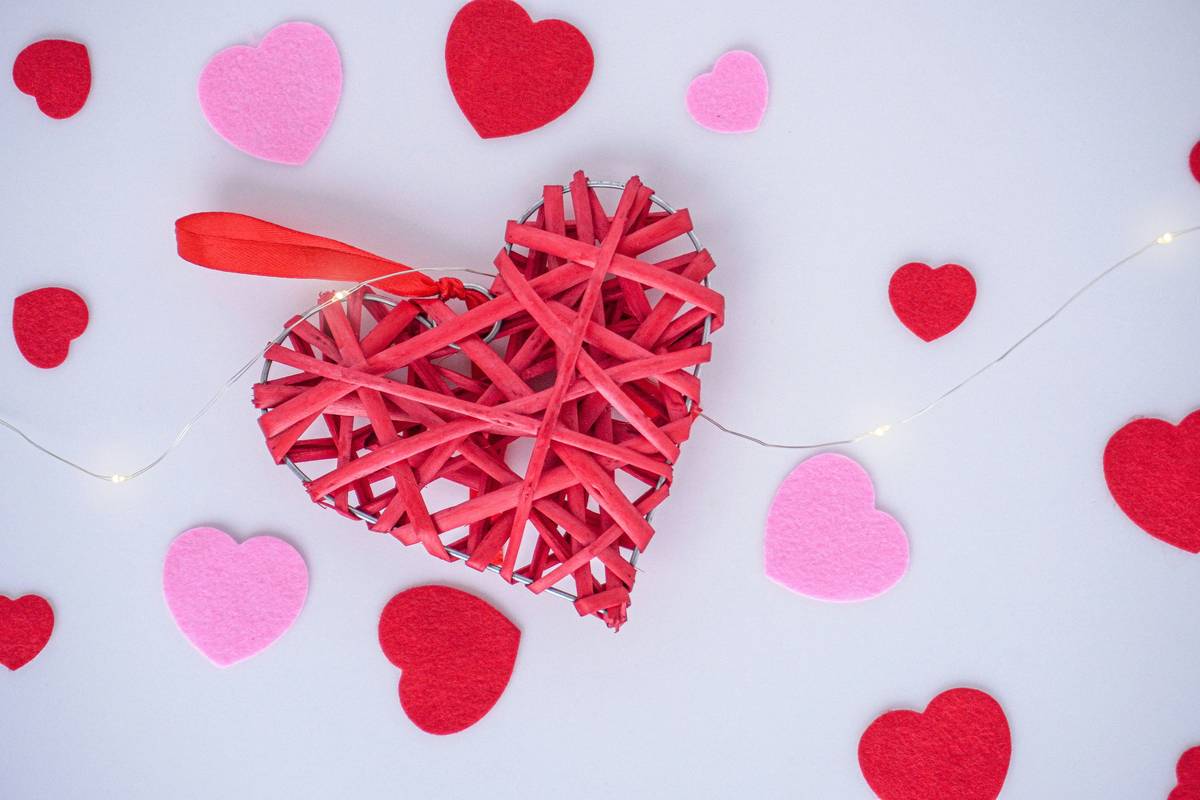 DIY Valentines Day Decor That Actually Stands Out (No Clichés Allowed)